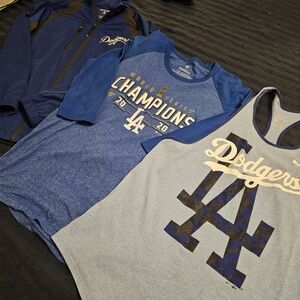 Womens LA Dodgers Tops